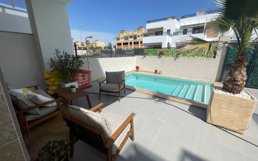 Reventa - Villa -
Benijofar - Costa Blanca