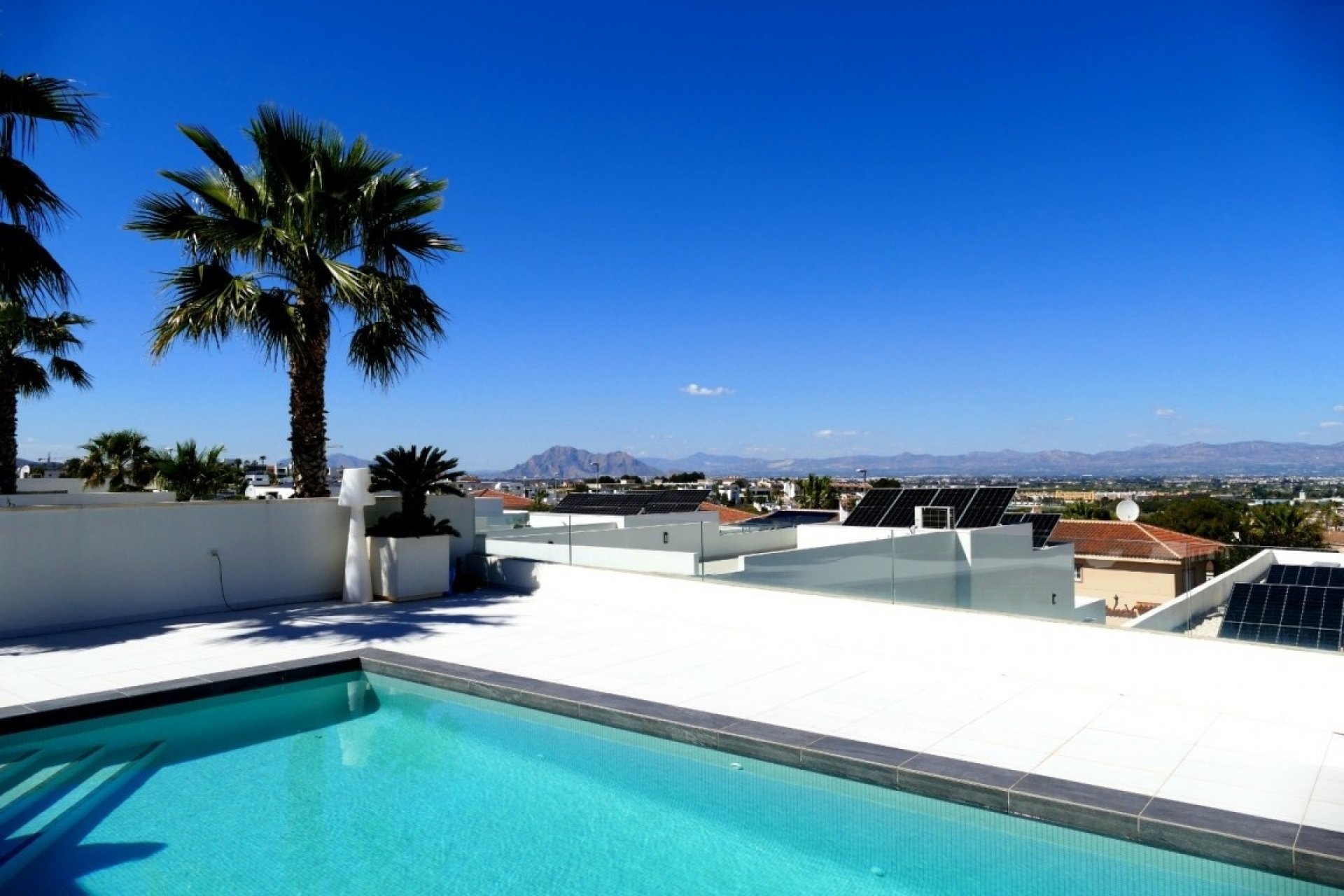 Reventa - Villa -
Benijofar - Costa Blanca