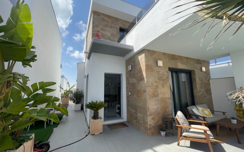 Reventa - Villa -
Benijofar - Costa Blanca