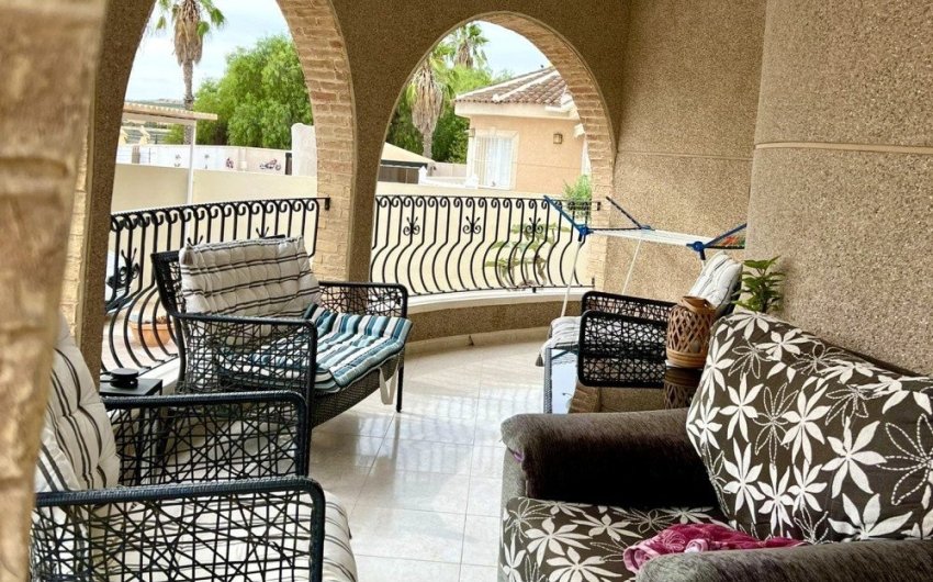 Reventa - Villa -
Benijofar - Costa Blanca