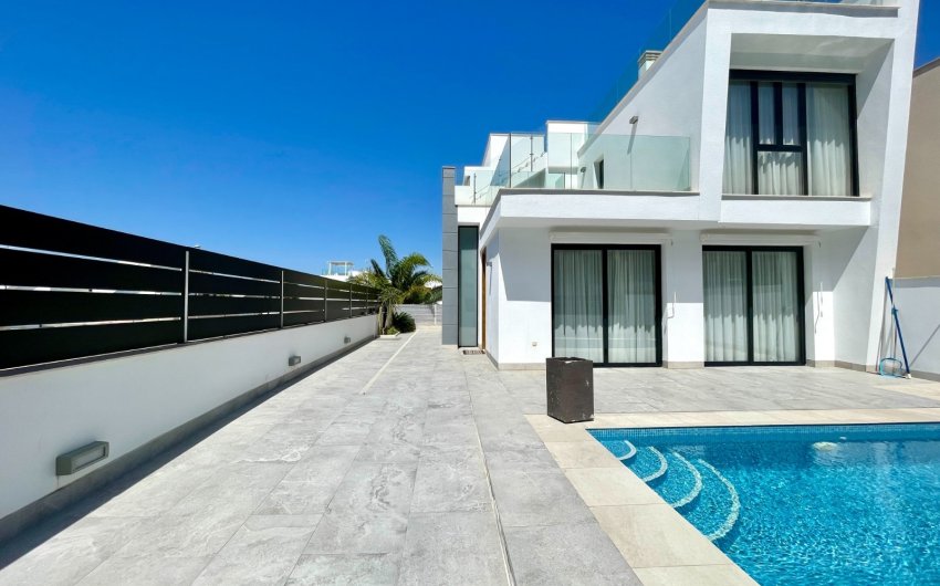 Reventa - Villa -
Benijofar - Costa Blanca