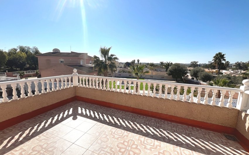 Reventa - Villa -
Benijofar - Monte Azul