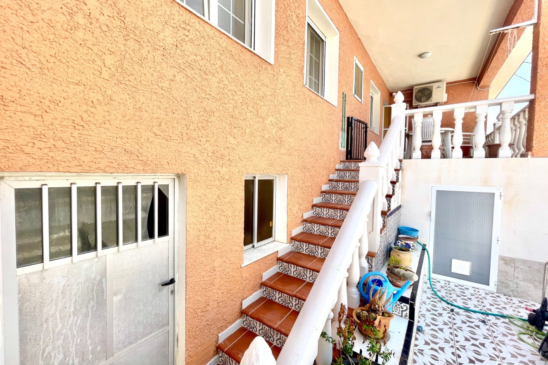 Reventa - Villa -
Benijofar - pueblo