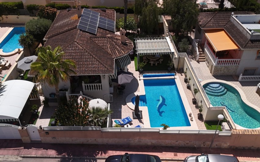 Reventa - Villa -
Benijofar