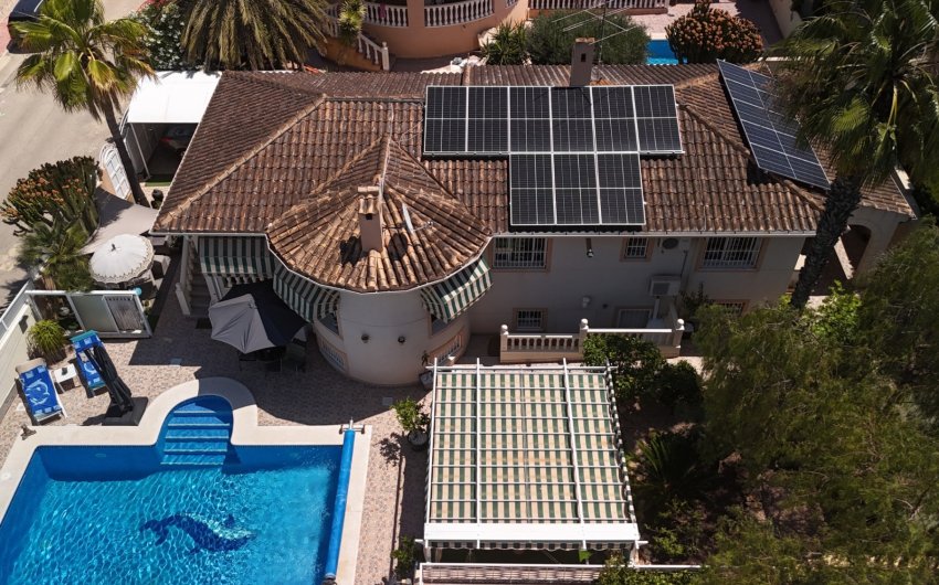 Reventa - Villa -
Benijofar