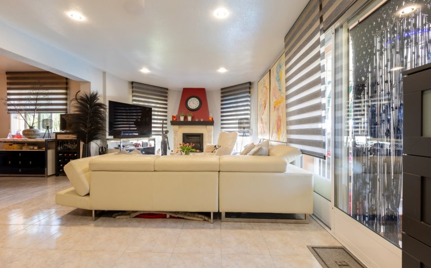 Reventa - Villa -
Benijofar