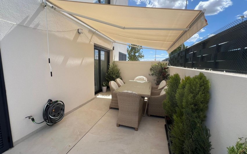 Reventa - Villa -
Benijofar