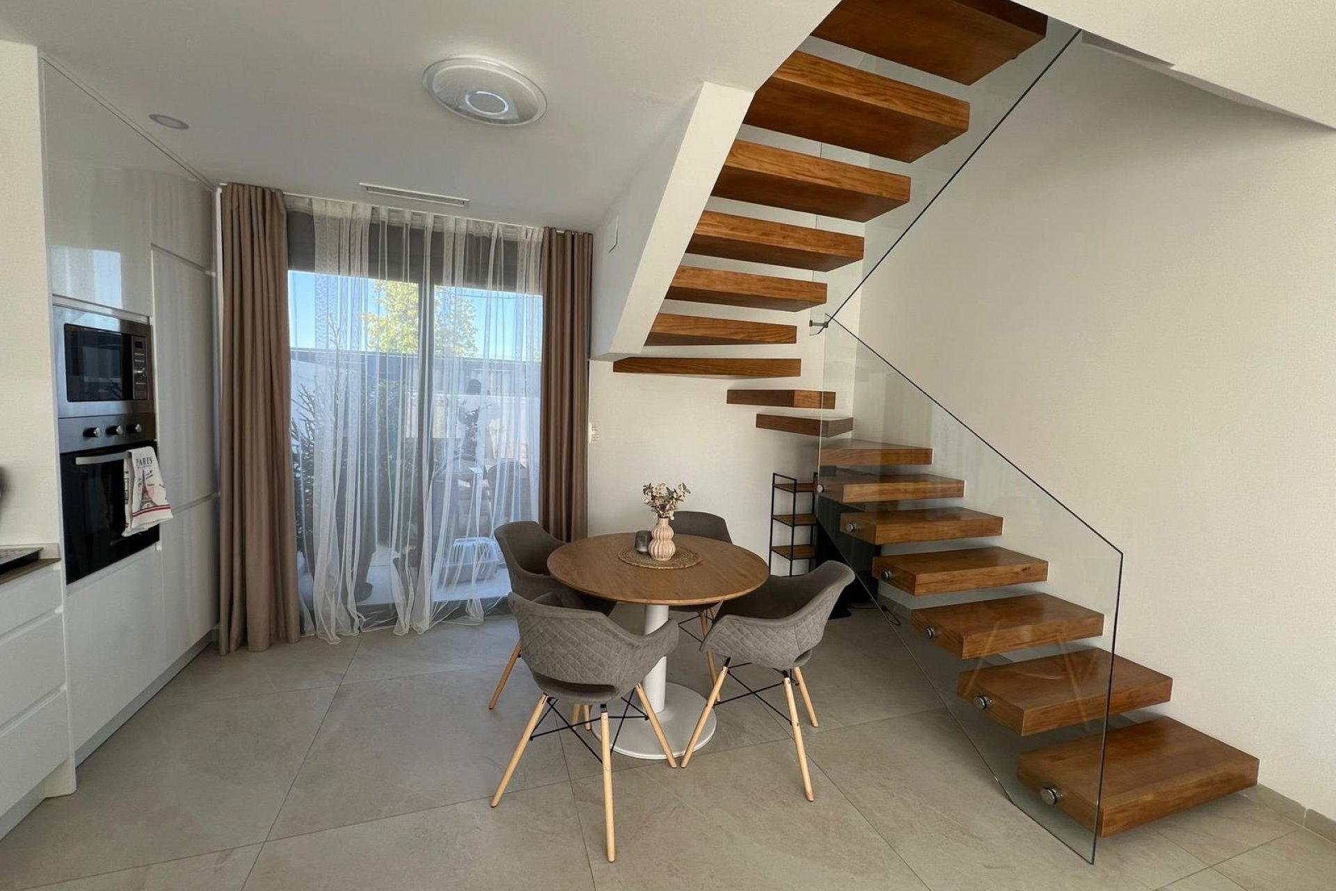 Reventa - Villa -
Benijofar