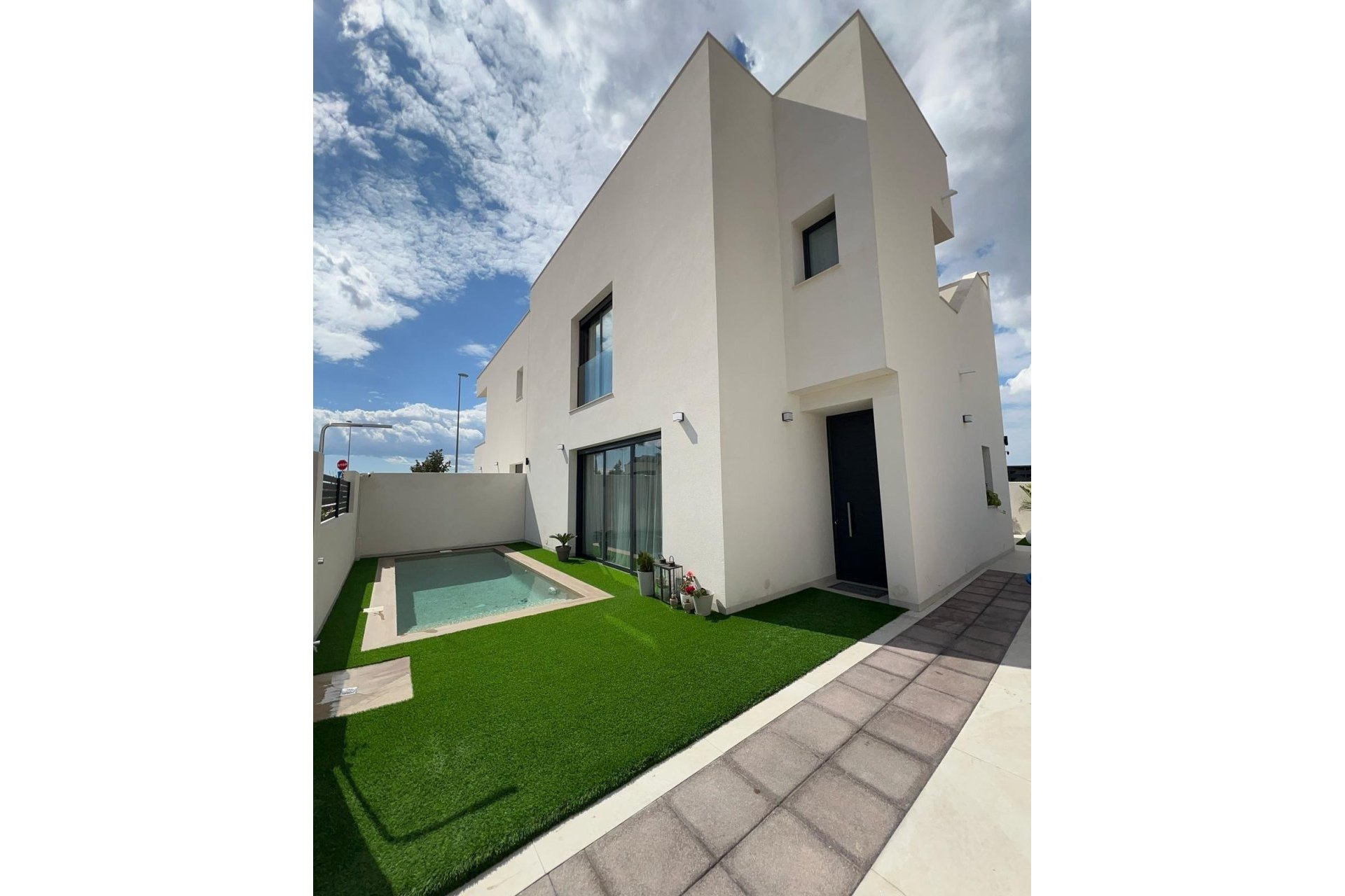 Reventa - Villa -
Benijofar