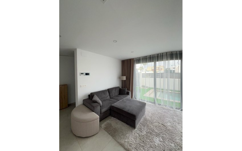 Reventa - Villa -
Benijofar