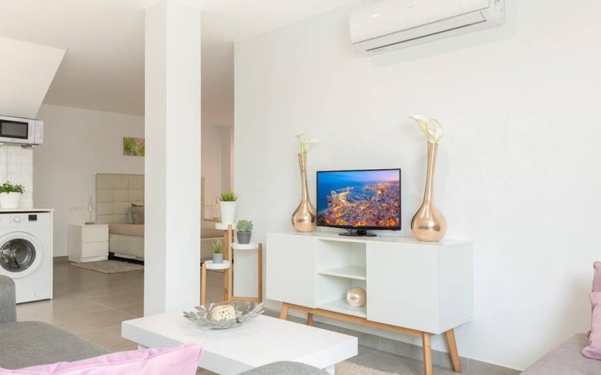 Reventa - Villa -
Benijofar