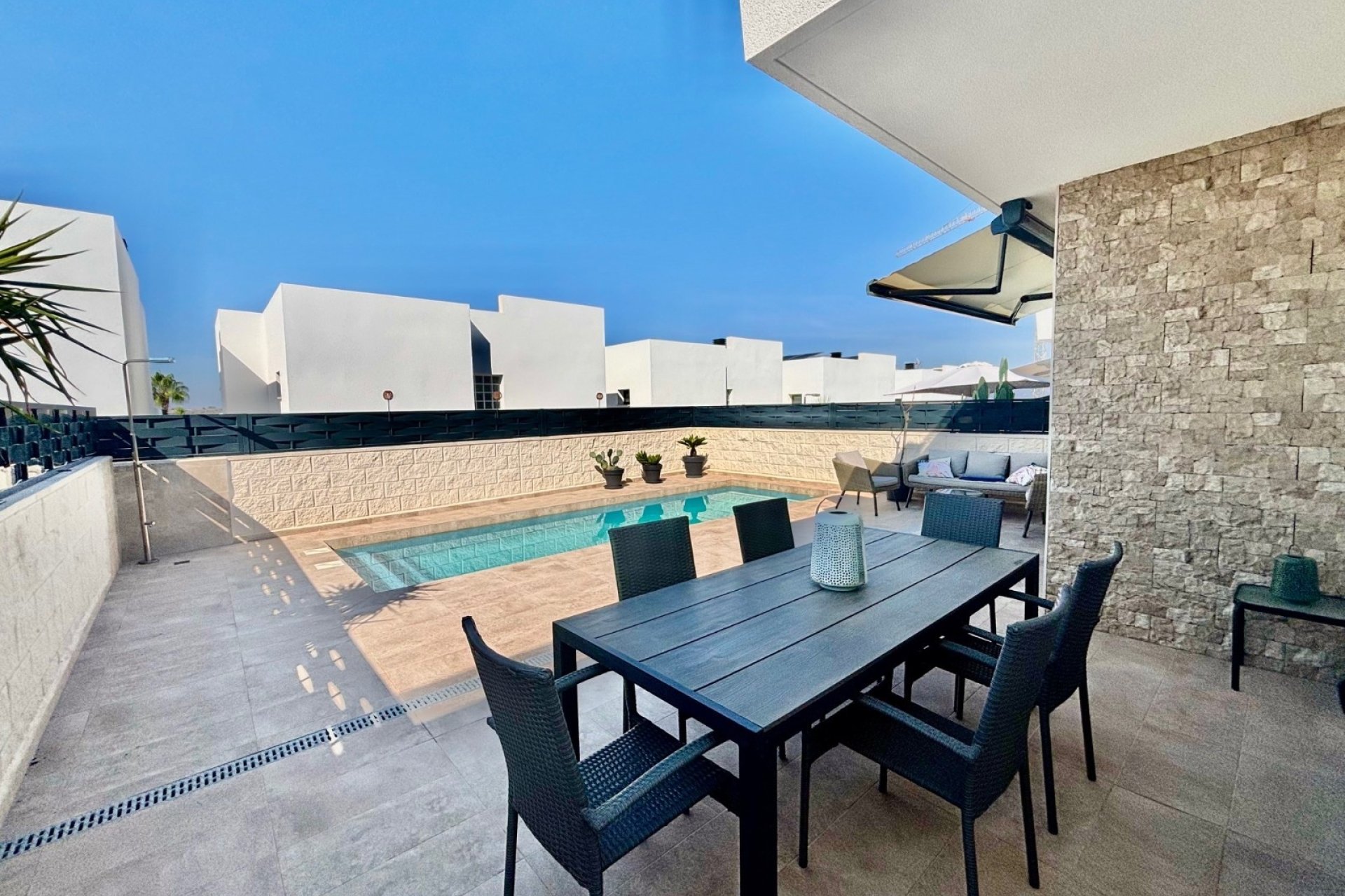 Reventa - Villa -
Benijofar