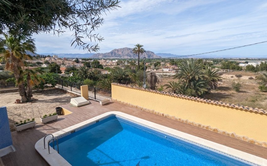 Reventa - Villa -
Bigastro - Inland