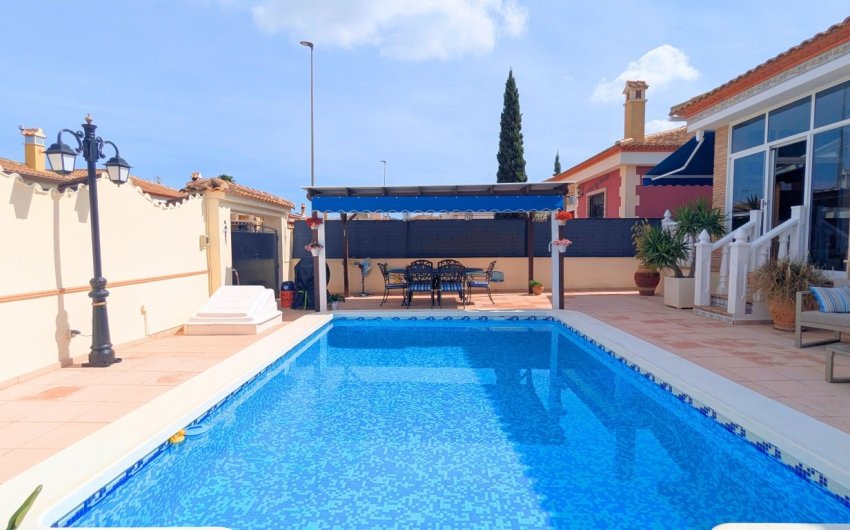 Reventa - Villa -
Bigastro - Inland