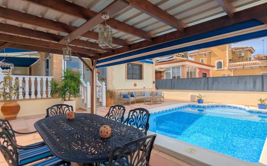 Reventa - Villa -
Bigastro - Inland