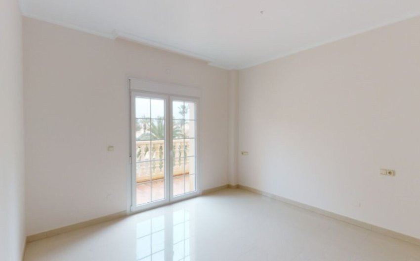 Reventa - Villa -
Cabo Roig - Costa Blanca