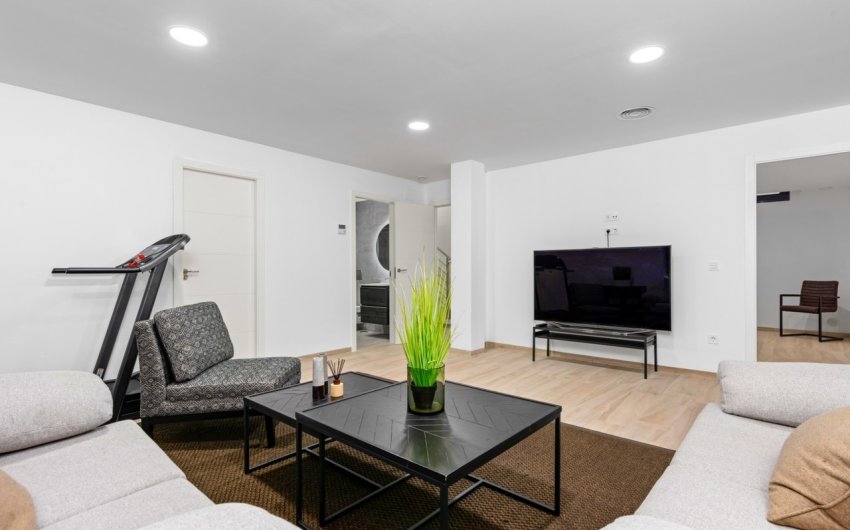 Reventa - Villa -
Cabo Roig - Costa Blanca