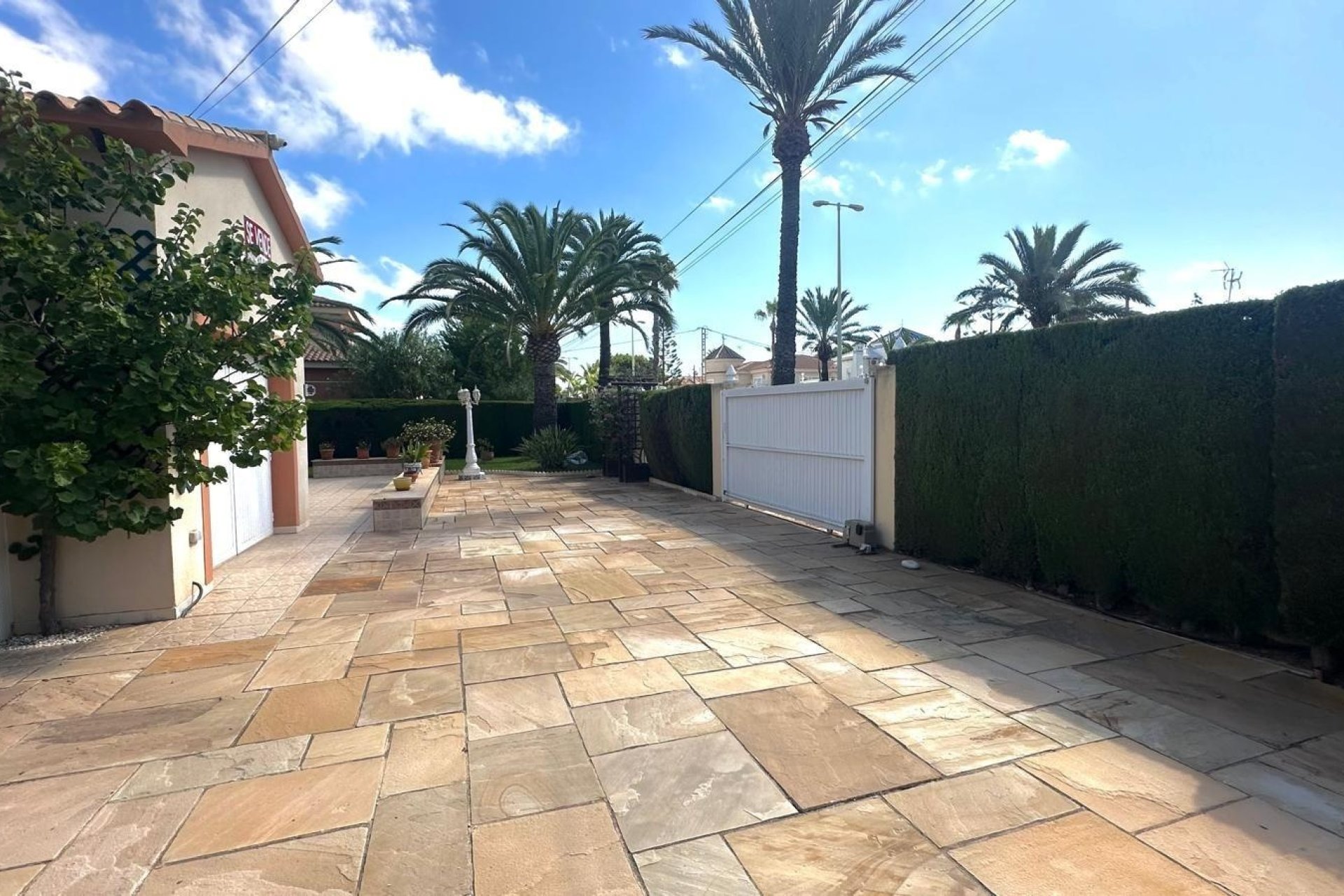 Reventa - Villa -
Cabo Roig - Costa Blanca