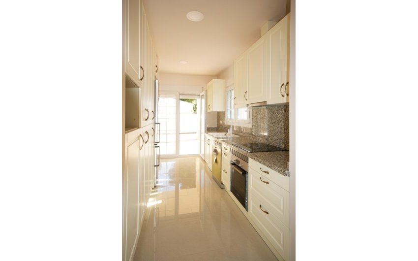 Reventa - Villa -
Cabo Roig - Costa Blanca