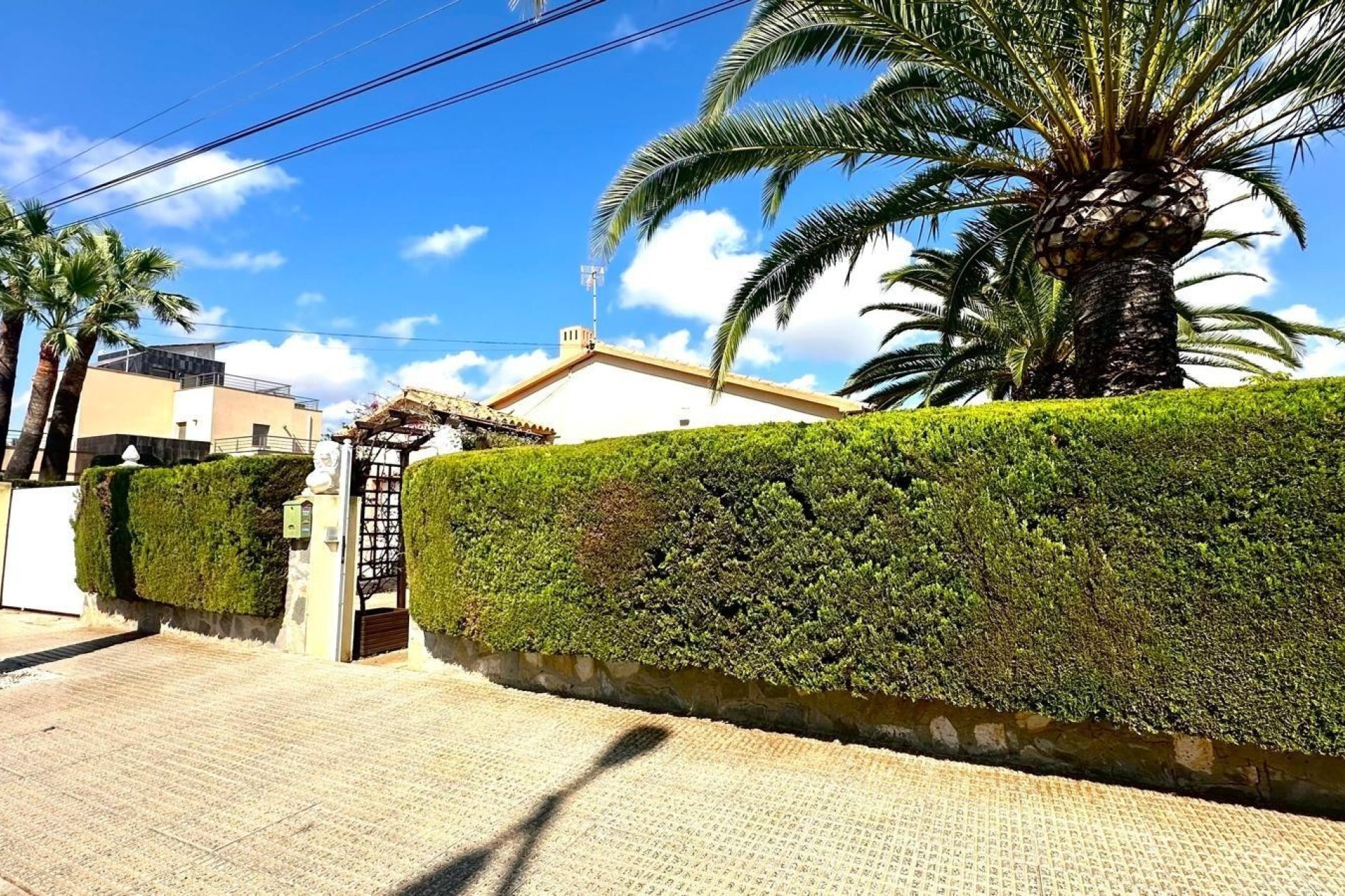 Reventa - Villa -
Cabo Roig - Costa Blanca
