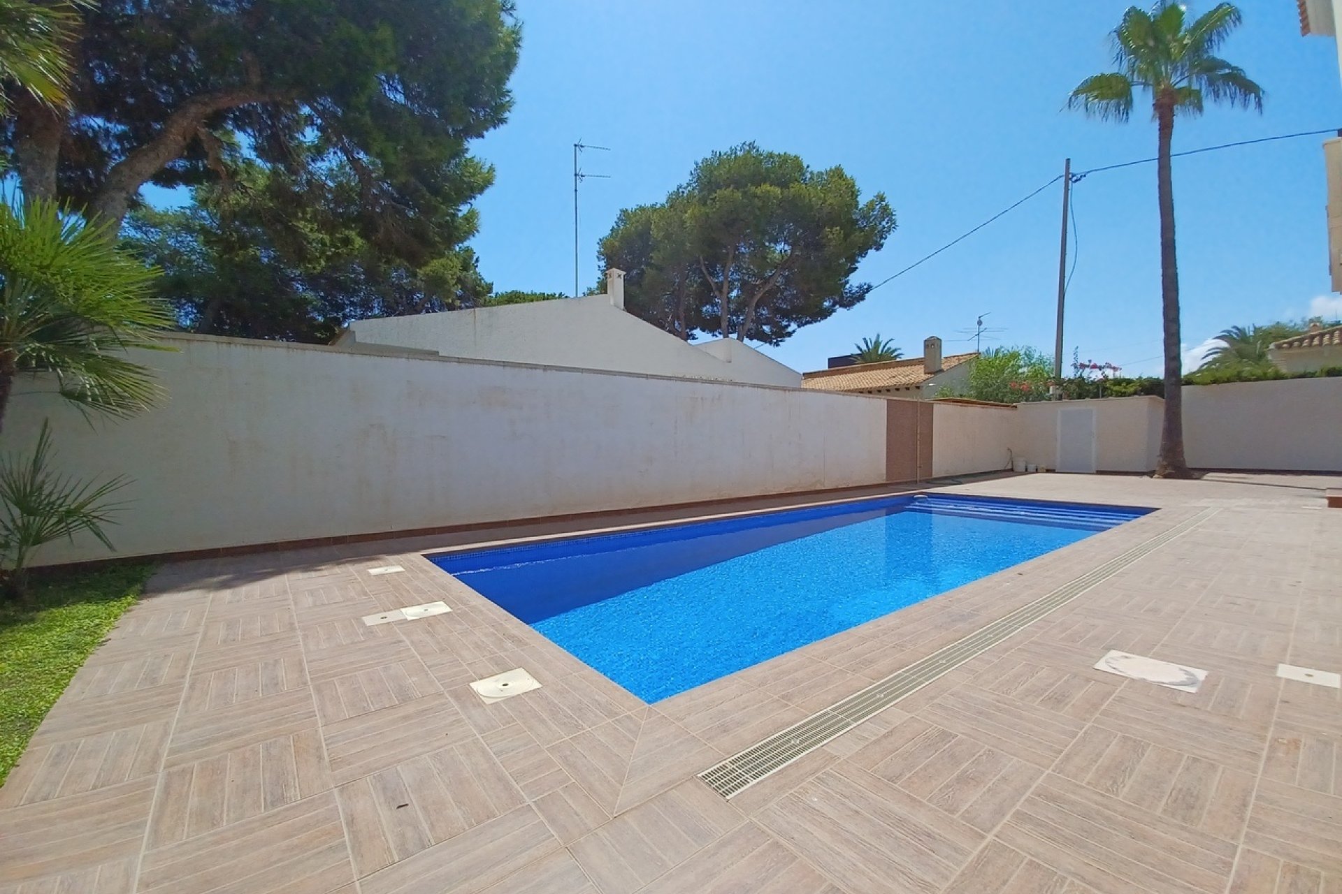Reventa - Villa -
Cabo Roig - Costa Blanca