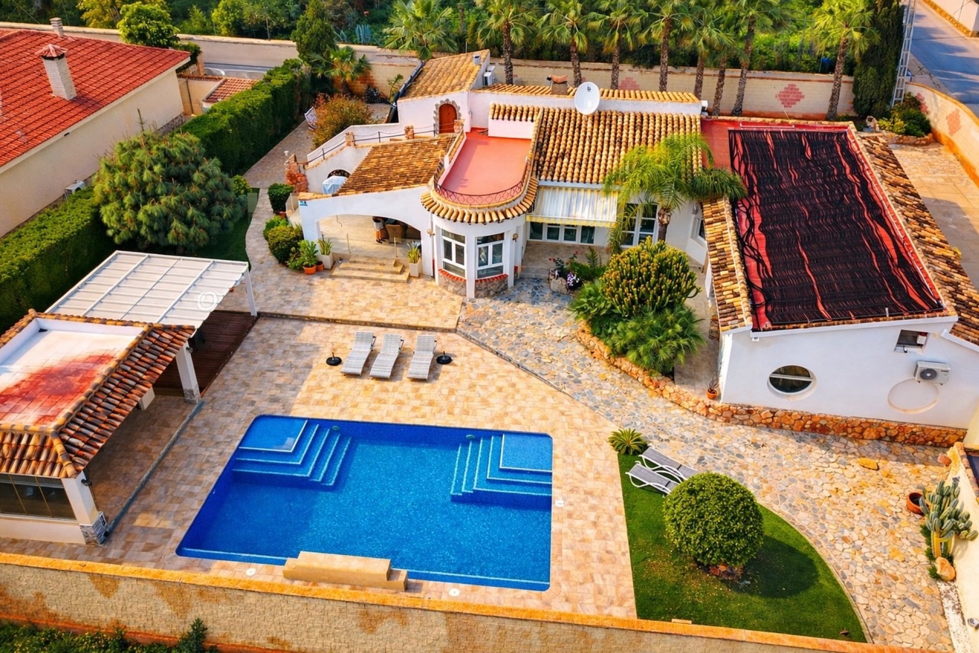 Reventa - Villa -
Cabo Roig - Costa Blanca