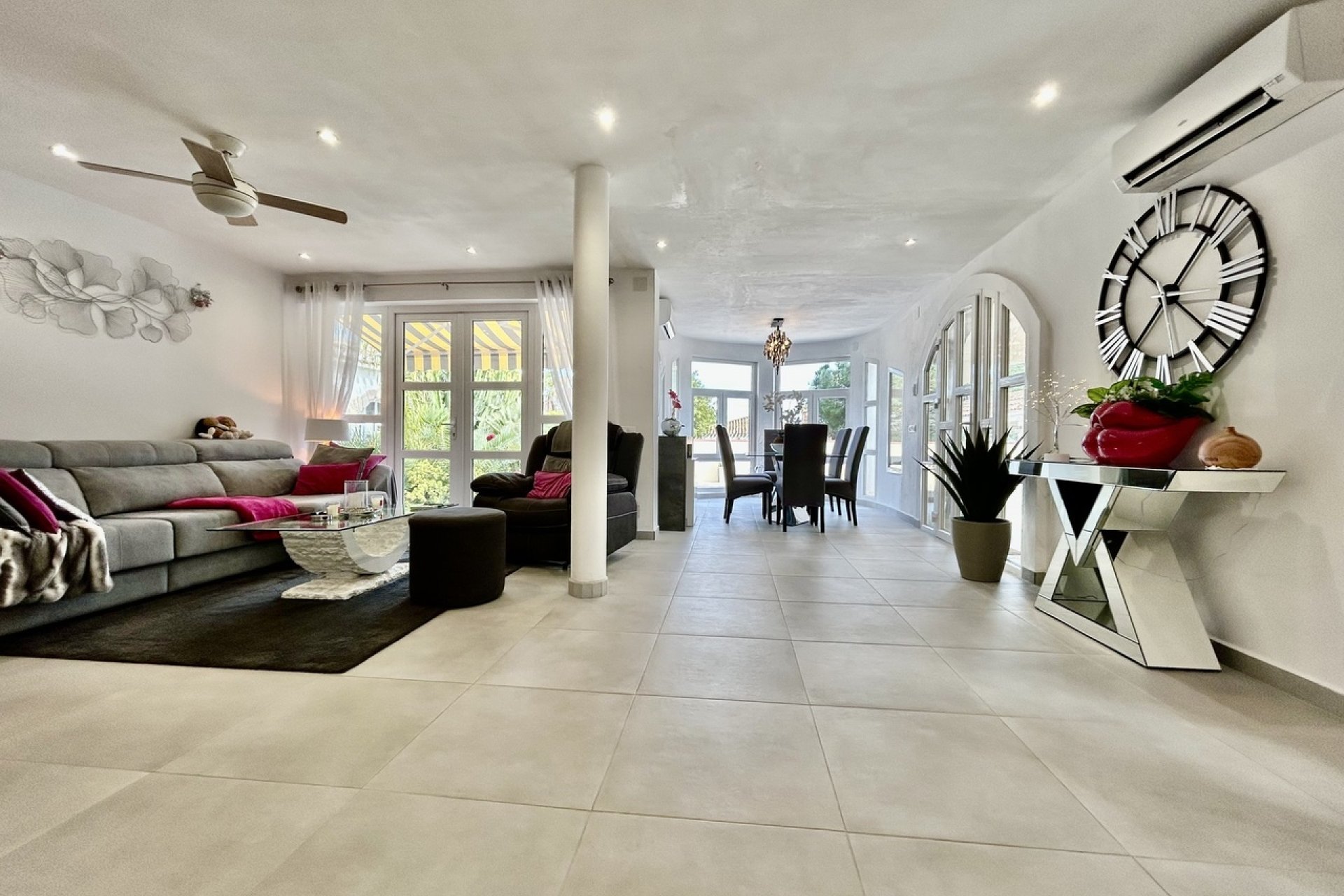 Reventa - Villa -
Cabo Roig - Costa Blanca