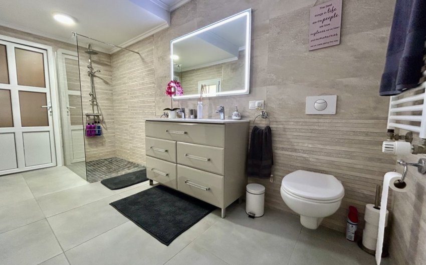 Reventa - Villa -
Cabo Roig - Costa Blanca