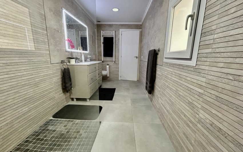 Reventa - Villa -
Cabo Roig - Costa Blanca