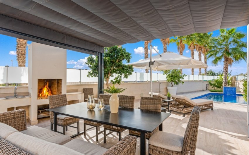Reventa - Villa -
Cabo Roig - Costa Blanca