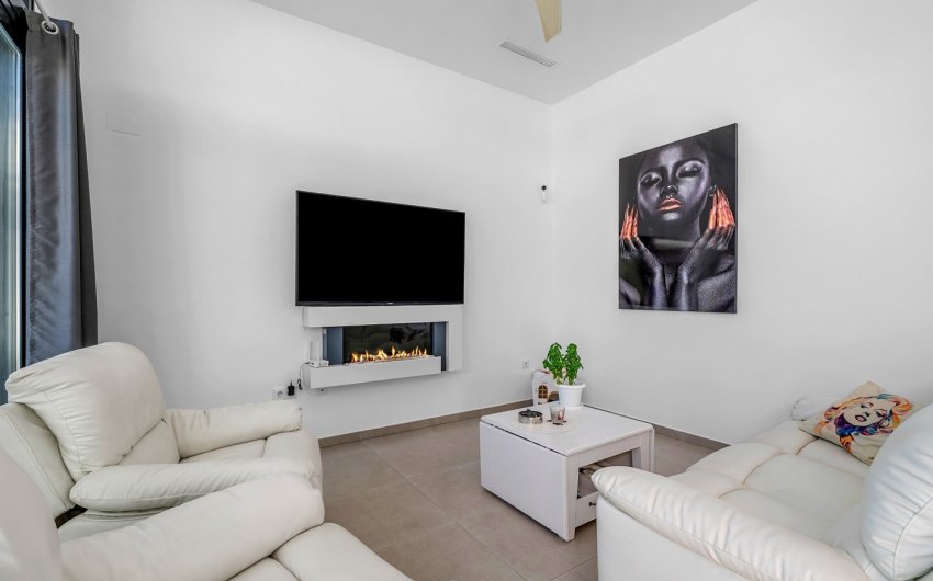 Reventa - Villa -
Calasparra - Inland