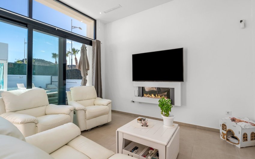 Reventa - Villa -
Calasparra - Inland