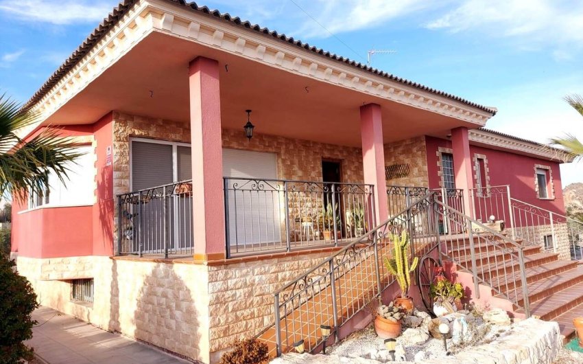 Reventa - Villa -
Calasparra - Inland