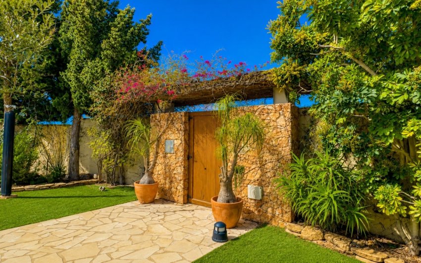 Reventa - Villa -
Campoamor - Costa Blanca