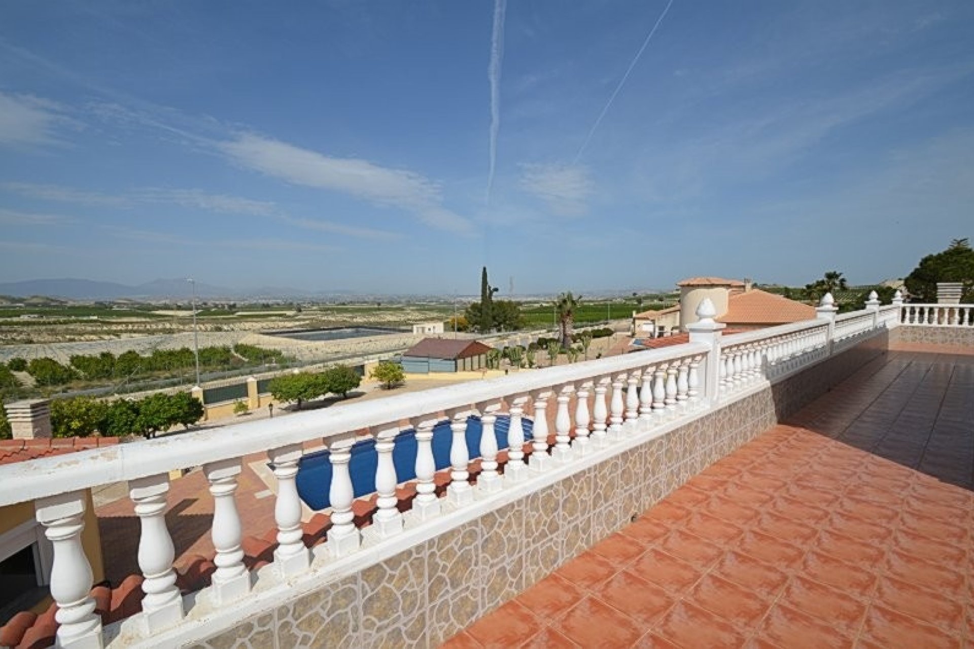 Reventa - Villa -
Campos del Río - Inland