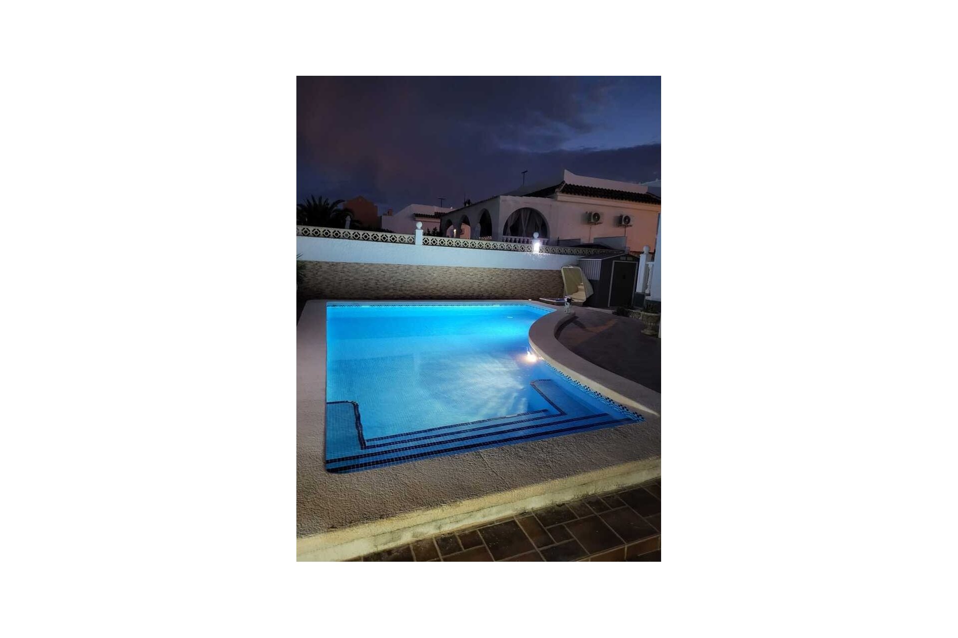 Reventa - Villa -
Camposol - Fortuna