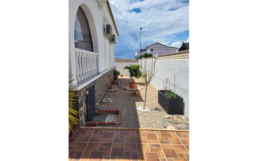 Reventa - Villa -
Camposol - Fortuna