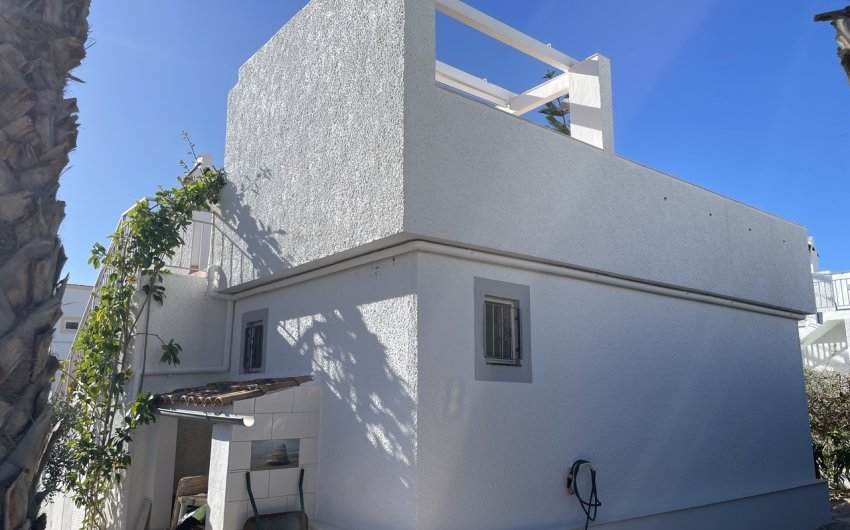Reventa - Villa -
Camposol - Inland