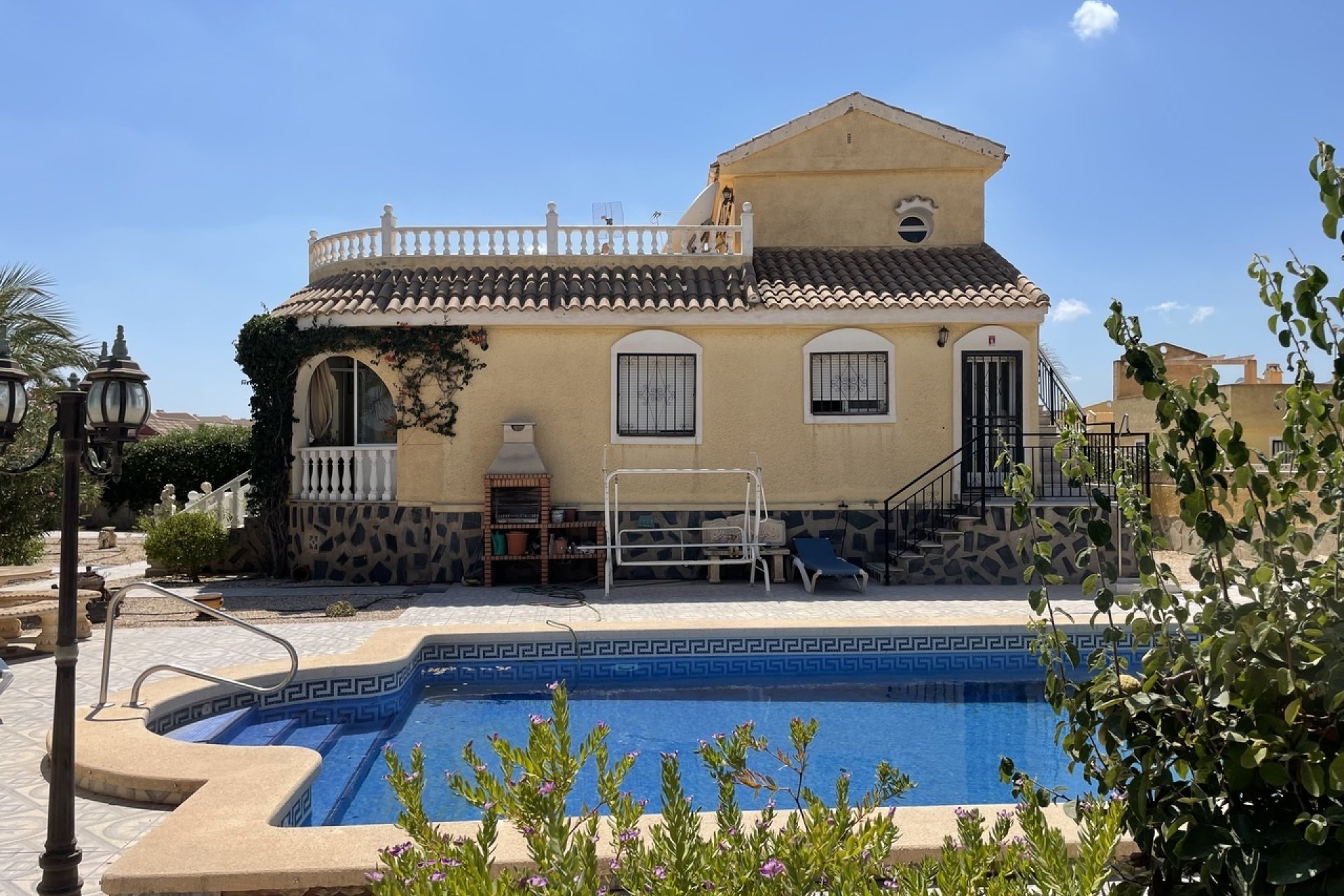 Reventa - Villa -
Camposol - Inland