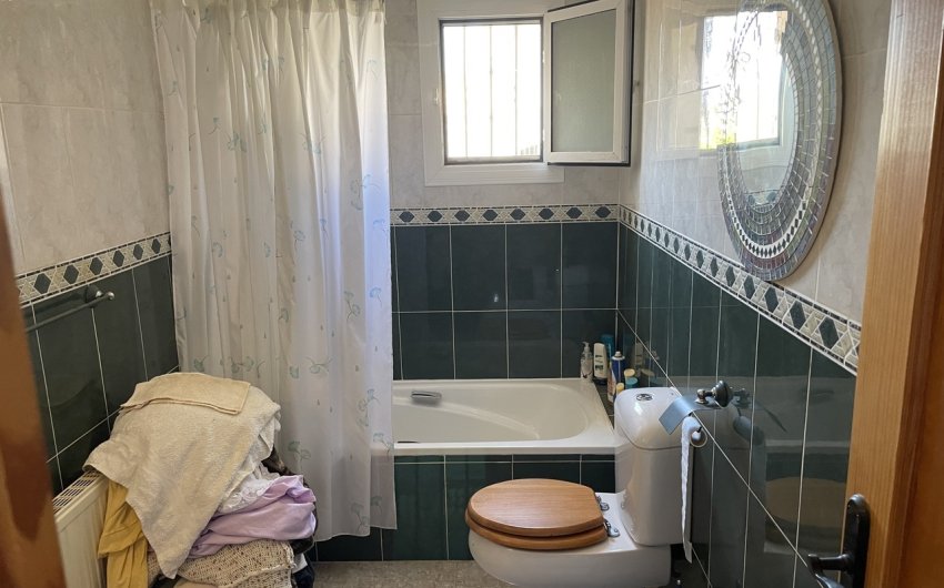 Reventa - Villa -
Camposol - Inland