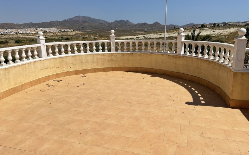 Reventa - Villa -
Camposol - Inland