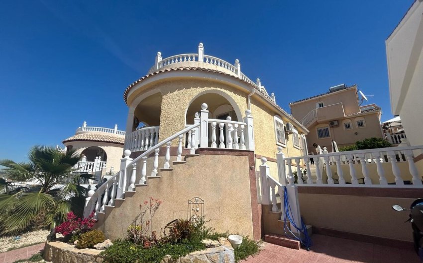 Reventa - Villa -
Camposol - Sector D
