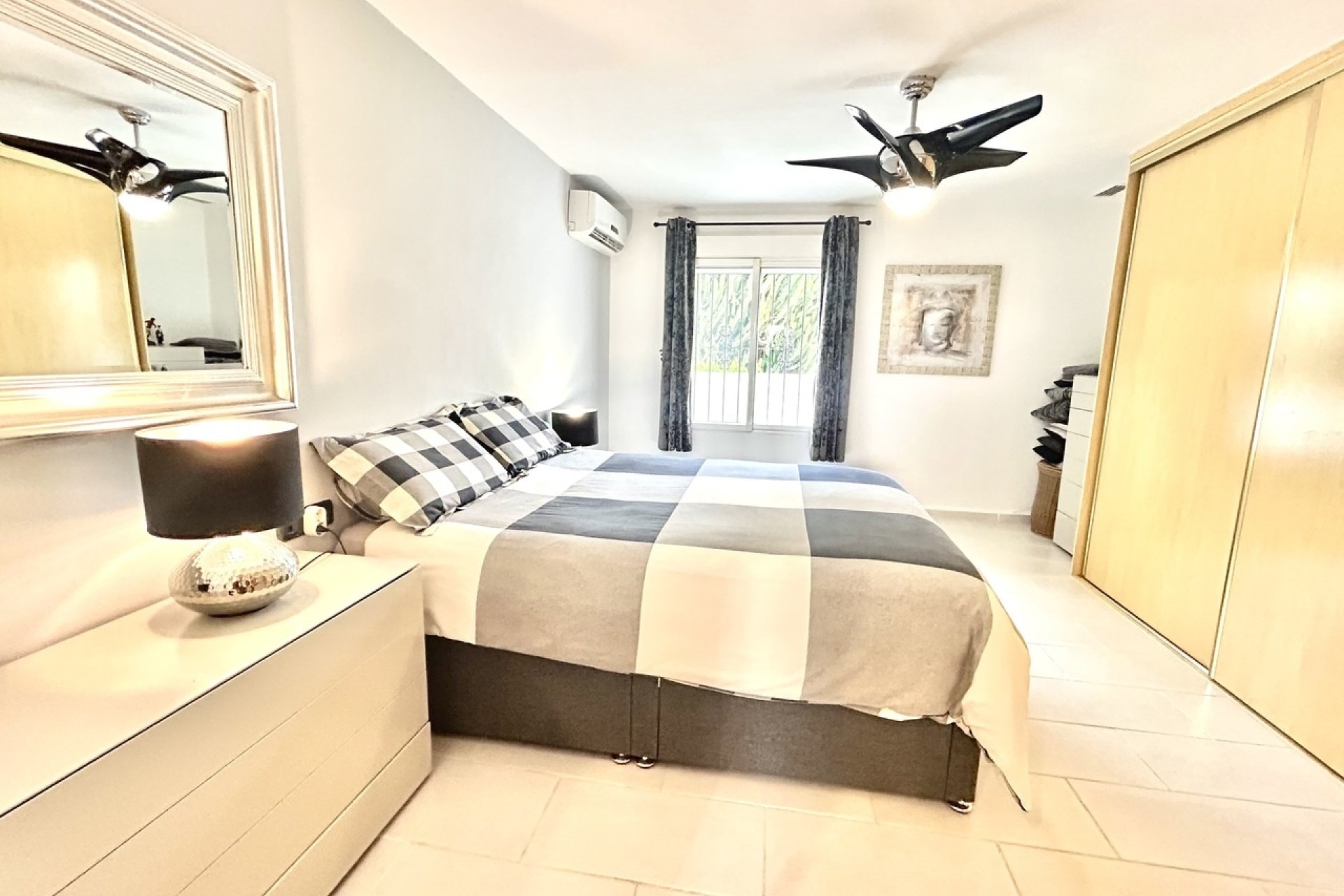 Reventa - Villa -
Catral - Costa Blanca