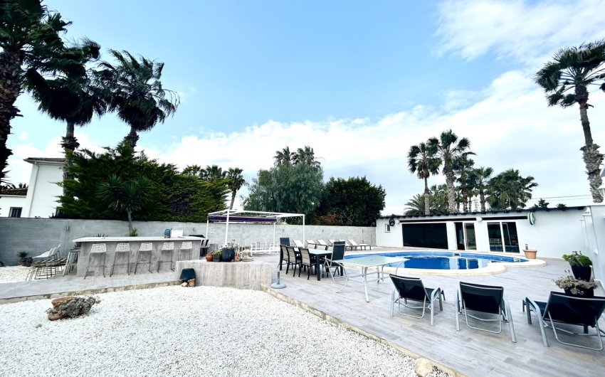 Reventa - Villa -
Catral - Costa Blanca