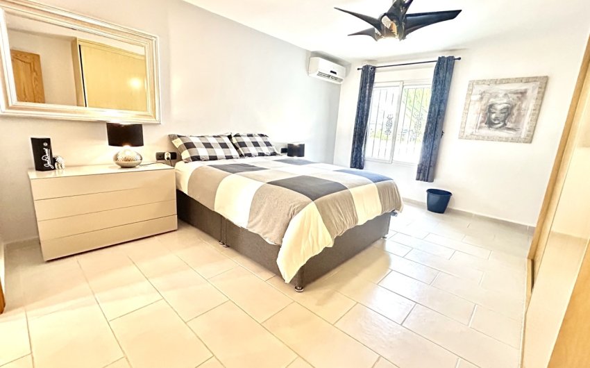 Reventa - Villa -
Catral - Costa Blanca