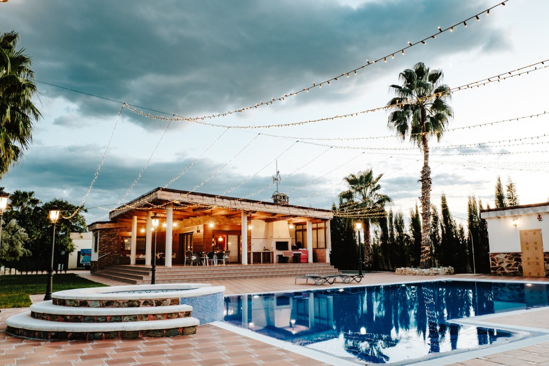 Reventa - Villa -
Catral