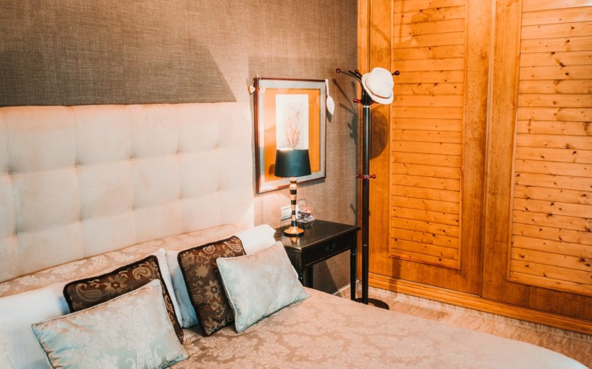 Reventa - Villa -
Catral