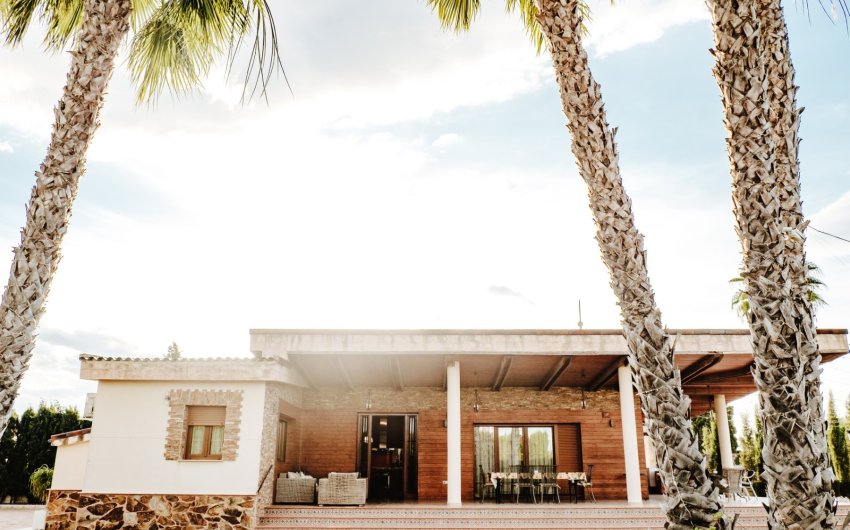 Reventa - Villa -
Catral