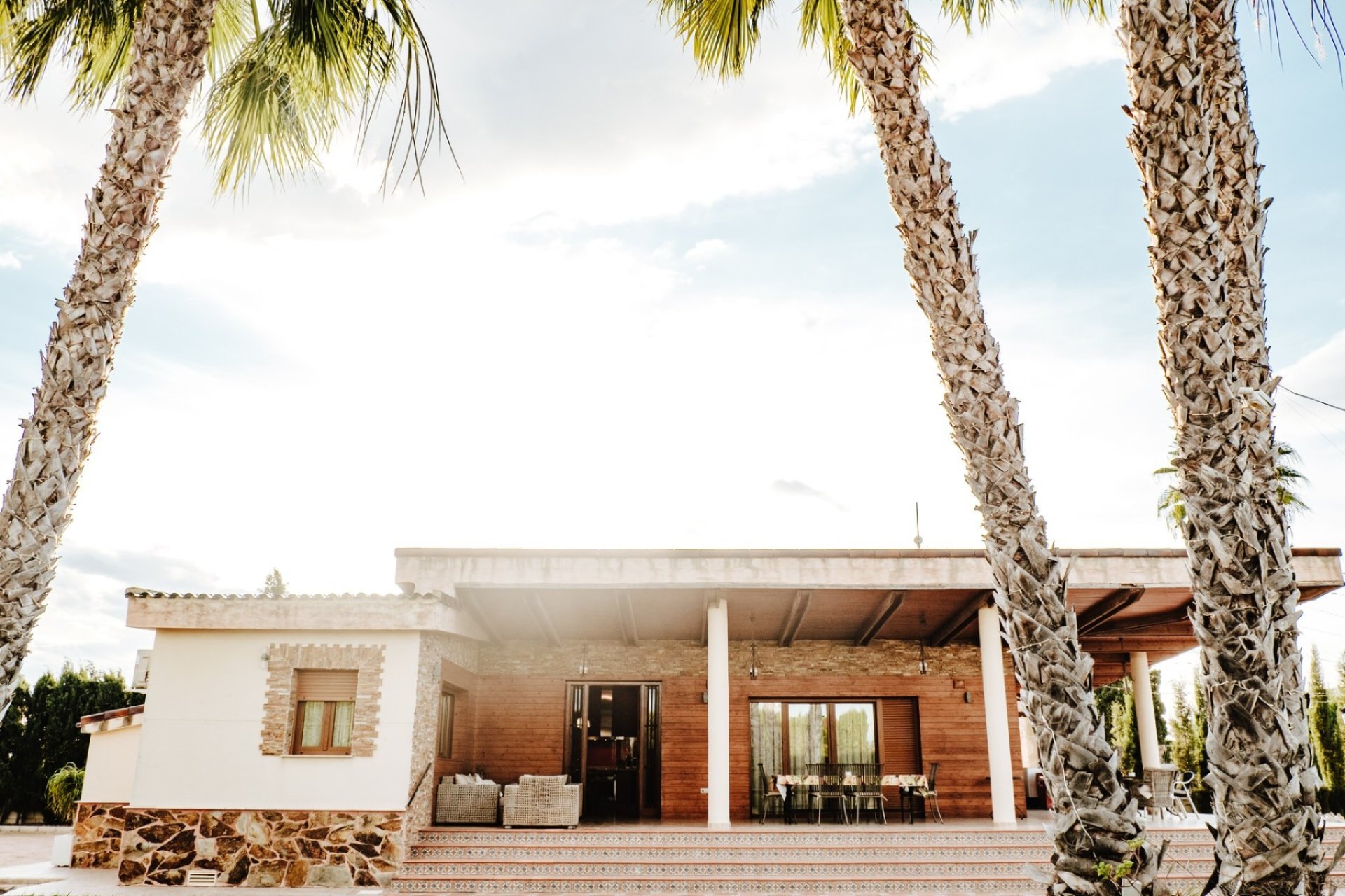 Reventa - Villa -
Catral