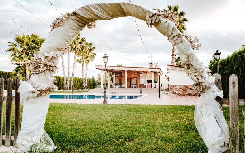 Reventa - Villa -
Catral